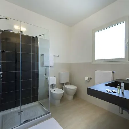 Alex Hotel 3*